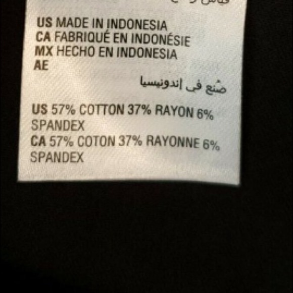 Alfani black capris with zippered pockets - Picture 8 of 8